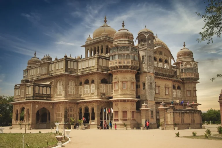 gujarat tanis